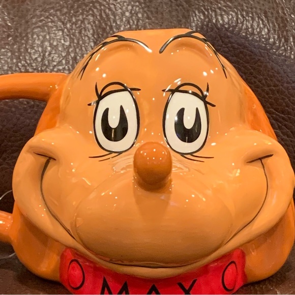 Max the Dog 16oz Sculpted Ceramic Mug How the Grinch Stole Christmas Collection - Picture 4 of 14